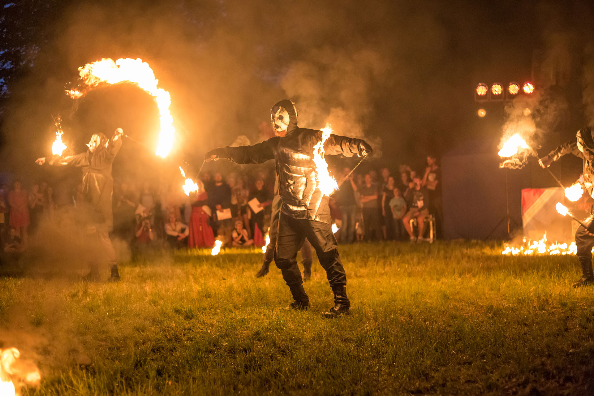 Fires, festes i activitats a Catalunya per a gaudir de dia o de nit.